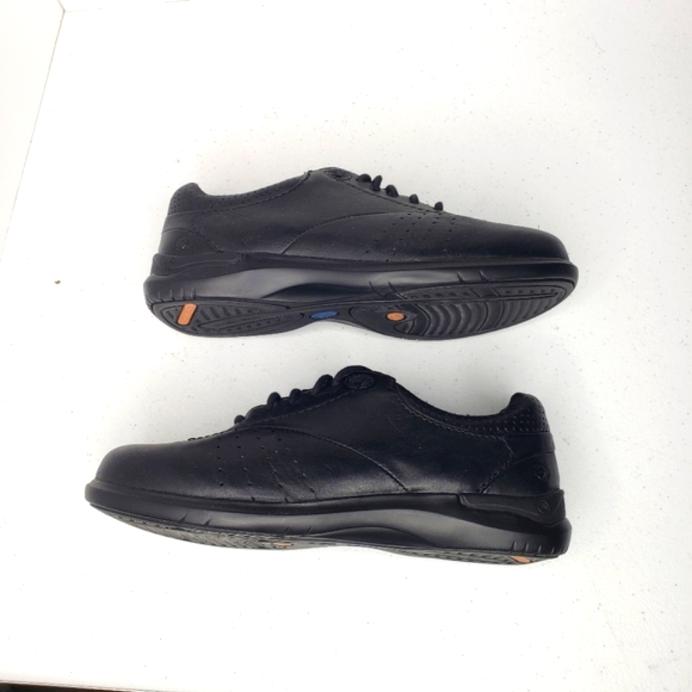 ARAVON by New Balance Black Leather Women's Shoes Size 7.5D